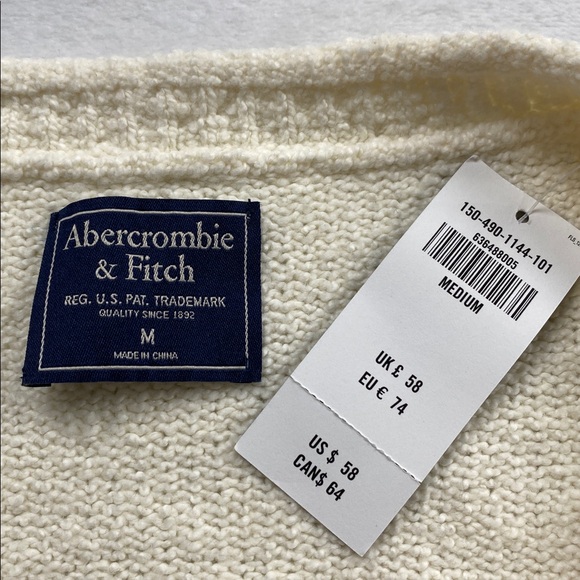 Abercrombie & Fitch Open Collar Roll Hem Long Sleeve Pullover Sweater - Picture 13 of 16